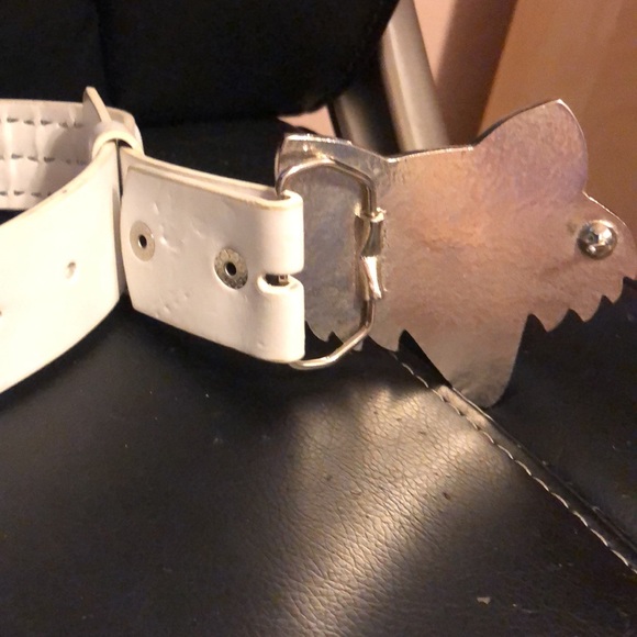 White faux leather interchangeable studded belt - Picture 3 of 8